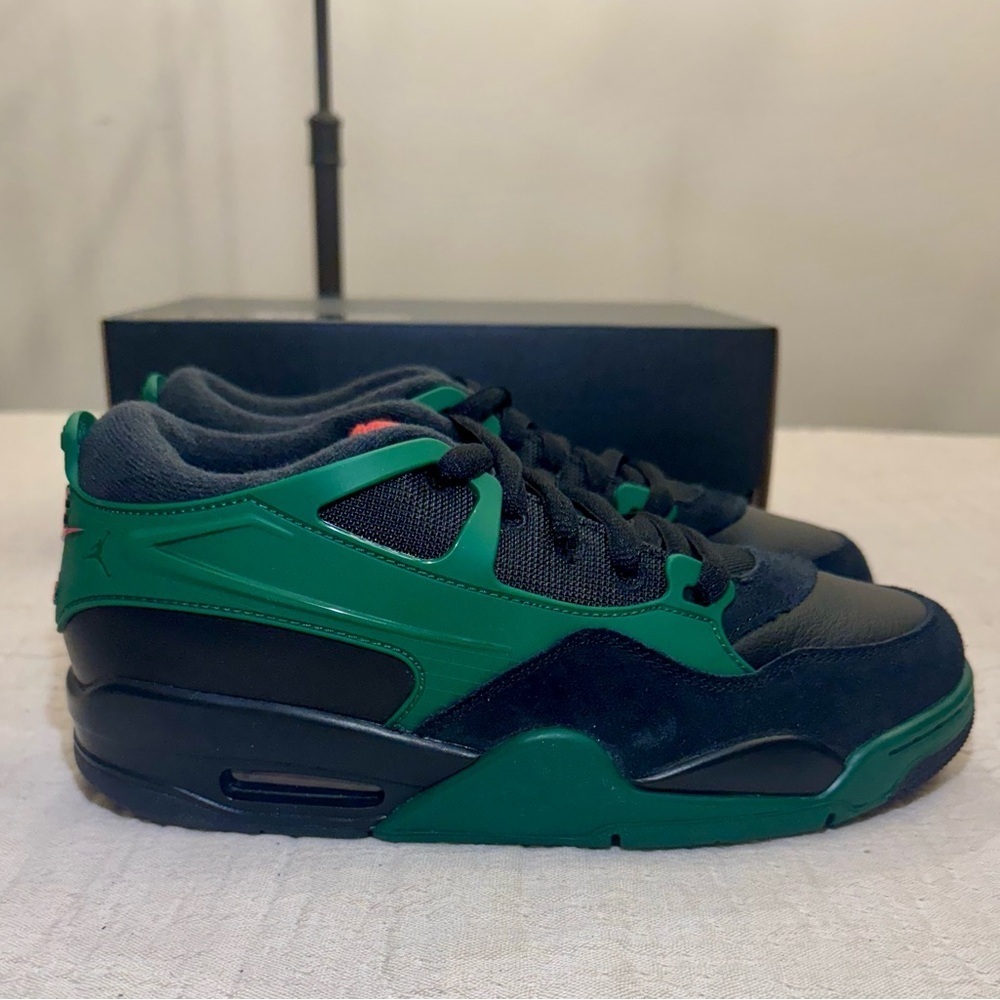 Brand new! Big Kids' Air Jordan 4RM Black/Gorge Green/Varsity Red, sz 7y - Picture 4 of 8